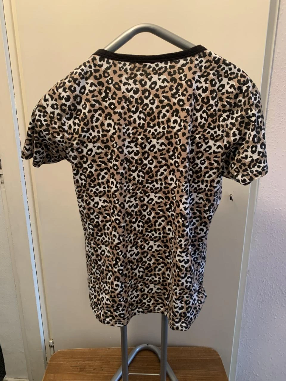 Meerkleurige T-shirt van Nightwear. Maat XL. – photo 2